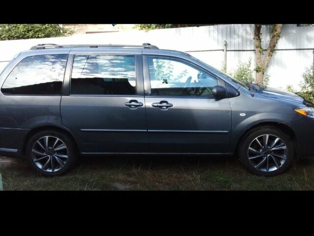 Серый Мазда МПВ, объемом двигателя 3 л и пробегом 300 тыс. км за 3200 $, фото 2 на Automoto.ua