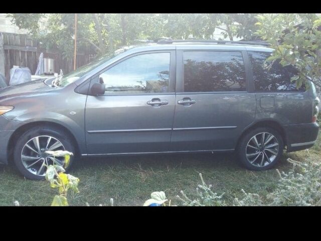 Серый Мазда МПВ, объемом двигателя 3 л и пробегом 300 тыс. км за 3200 $, фото 3 на Automoto.ua