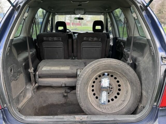 Синій Мазда МПВ, об'ємом двигуна 2 л та пробігом 336 тис. км за 1958 $, фото 10 на Automoto.ua