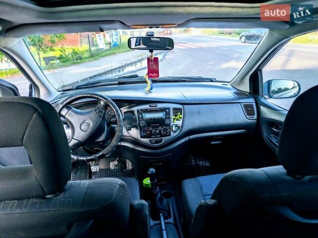 Синий Мазда МПВ, объемом двигателя 2 л и пробегом 349 тыс. км за 4000 $, фото 4 на Automoto.ua