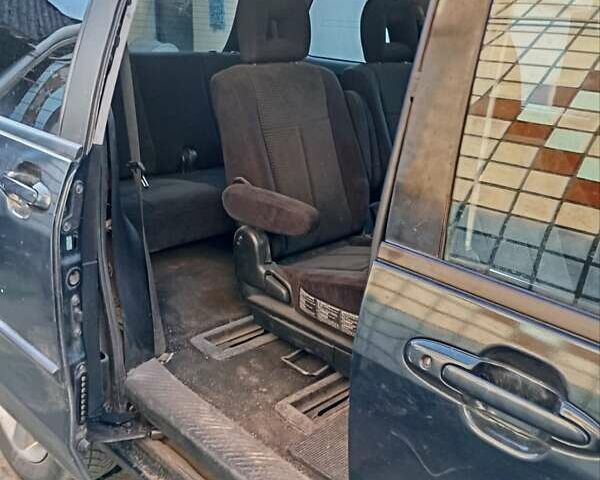 Зелений Мазда МПВ, об'ємом двигуна 2 л та пробігом 429 тис. км за 3600 $, фото 10 на Automoto.ua