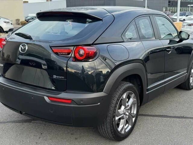 Чорний Мазда МХ-3, об'ємом двигуна 0 л та пробігом 10 тис. км за 11000 $, фото 5 на Automoto.ua