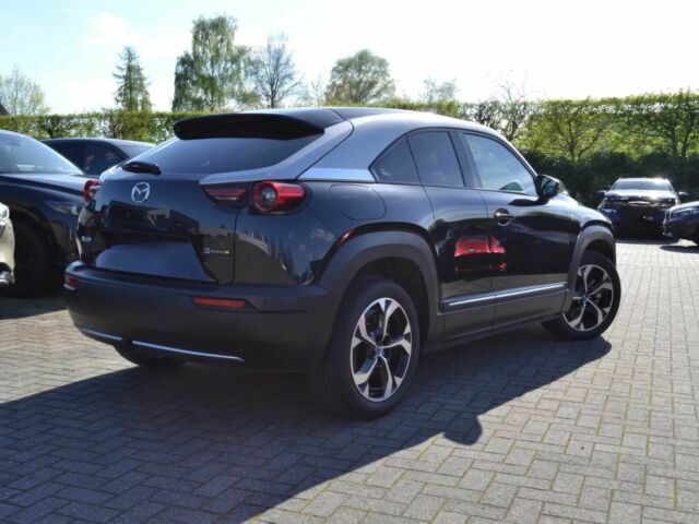 Чорний Мазда МХ-3, об'ємом двигуна 2.4 л та пробігом 23 тис. км за 7100 $, фото 3 на Automoto.ua