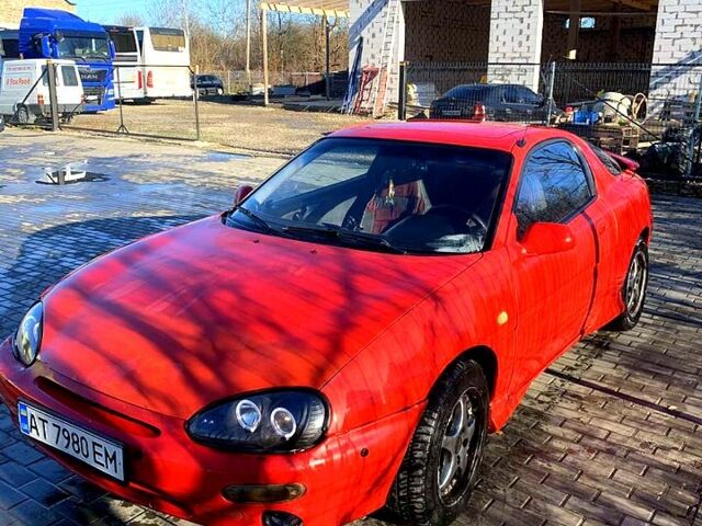 Червоний Мазда МХ-3, об'ємом двигуна 1.8 л та пробігом 0 тис. км за 1100 $, фото 2 на Automoto.ua