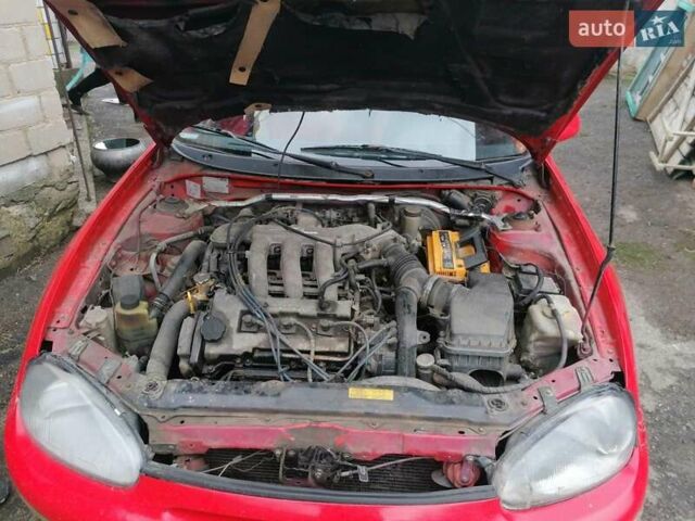 Красный Мазда МХ-3, объемом двигателя 1.8 л и пробегом 294 тыс. км за 2500 $, фото 6 на Automoto.ua