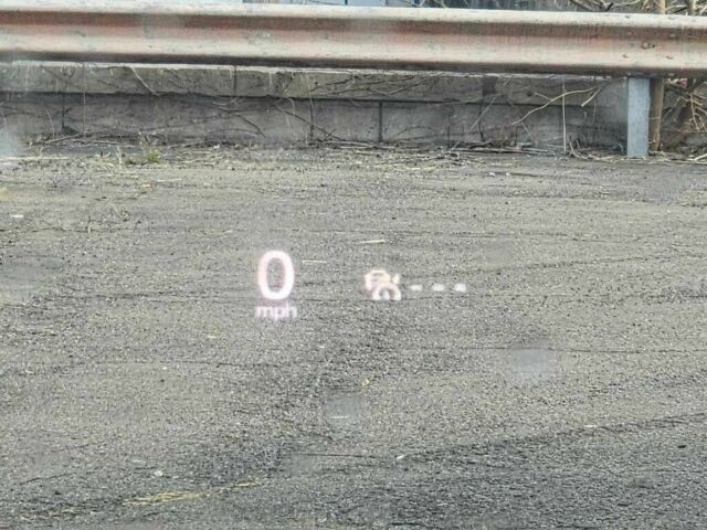 Красный Мазда МХ-3, объемом двигателя 0 л и пробегом 23 тыс. км за 10500 $, фото 9 на Automoto.ua