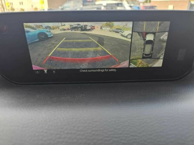 Красный Мазда МХ-3, объемом двигателя 0 л и пробегом 23 тыс. км за 10500 $, фото 6 на Automoto.ua