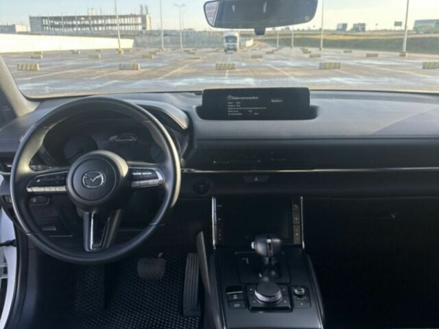 Серый Мазда МХ-3, объемом двигателя 0 л и пробегом 76 тыс. км за 15000 $, фото 5 на Automoto.ua