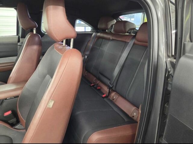 Сірий Мазда МХ-3, об'ємом двигуна 0 л та пробігом 105 тис. км за 14800 $, фото 5 на Automoto.ua