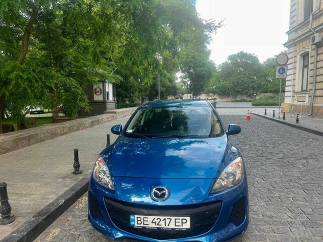 Синий Мазда МХ-3, объемом двигателя 2 л и пробегом 170 тыс. км за 8500 $, фото 1 на Automoto.ua
