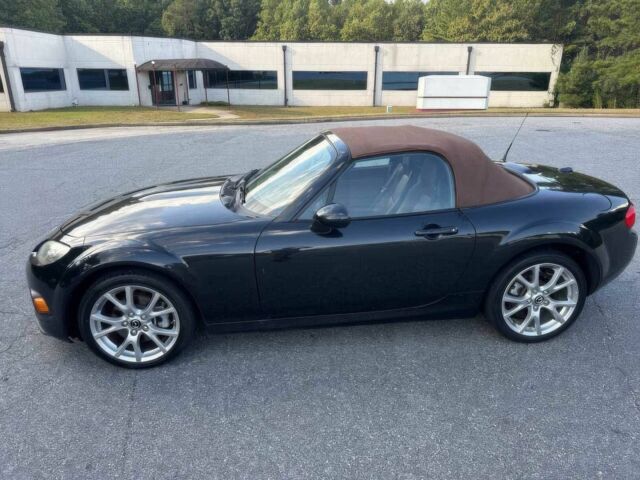 Чорний Мазда МХ-5, об'ємом двигуна 2 л та пробігом 81 тис. км за 7800 $, фото 3 на Automoto.ua