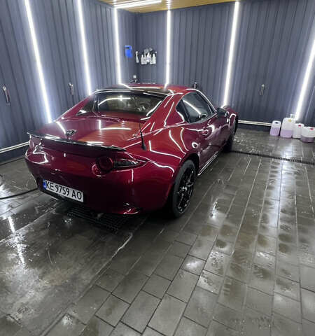 Красный Мазда МХ-5, объемом двигателя 2 л и пробегом 12 тыс. км за 21000 $, фото 3 на Automoto.ua