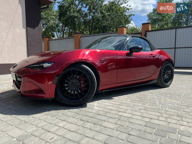 Красный Мазда МХ-5, объемом двигателя 2 л и пробегом 63 тыс. км за 21000 $, фото 11 на Automoto.ua