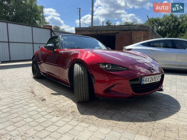 Красный Мазда МХ-5, объемом двигателя 2 л и пробегом 63 тыс. км за 21000 $, фото 9 на Automoto.ua