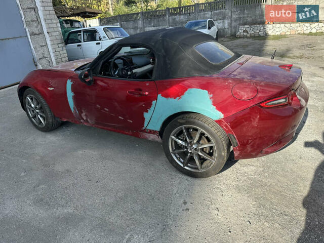 Красный Мазда МХ-5, объемом двигателя 0 л и пробегом 100 тыс. км за 12000 $, фото 5 на Automoto.ua