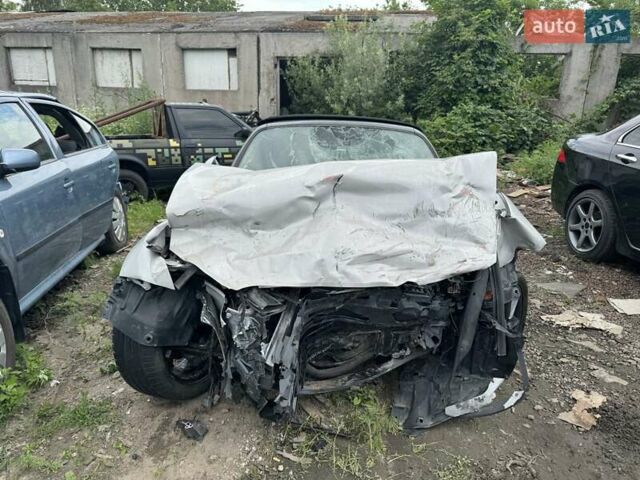 Серый Мазда МХ-5, объемом двигателя 2 л и пробегом 110 тыс. км за 4200 $, фото 4 на Automoto.ua