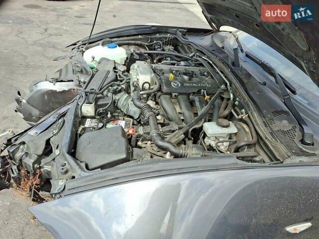 Серый Мазда МХ-5, объемом двигателя 2 л и пробегом 102 тыс. км за 6100 $, фото 13 на Automoto.ua