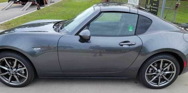 Серый Мазда МХ-5, объемом двигателя 2 л и пробегом 2 тыс. км за 6600 $, фото 2 на Automoto.ua