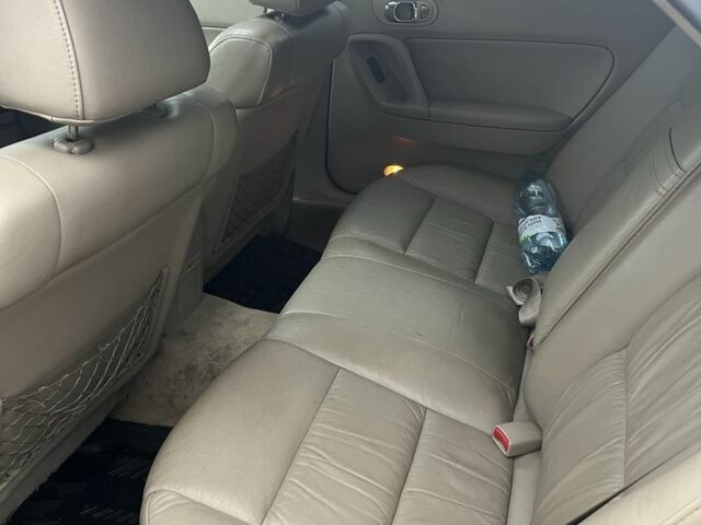 Бежевый Мазда Милления, объемом двигателя 2.5 л и пробегом 197 тыс. км за 2600 $, фото 3 на Automoto.ua