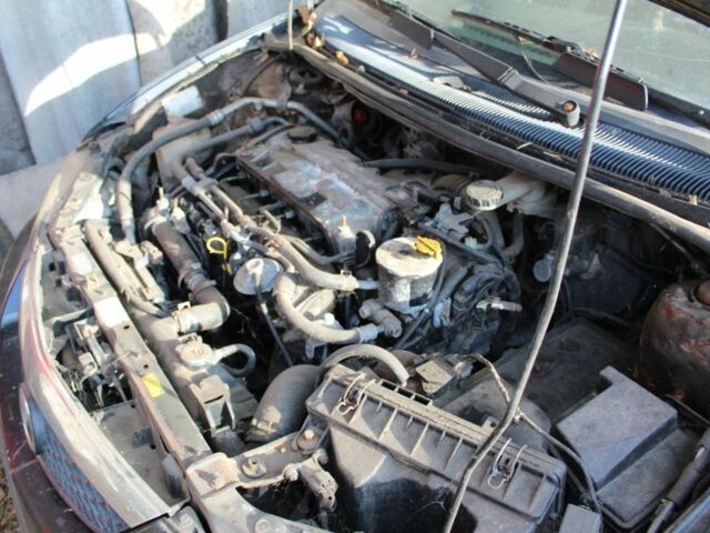 Мазда Премаси 2001 в Запорожье на Automoto.ua Черный Мазда Премаси, объемом двигателя 2 л и пробегом 280 тыс. км за 1100 $, фото 5 на Automoto.ua