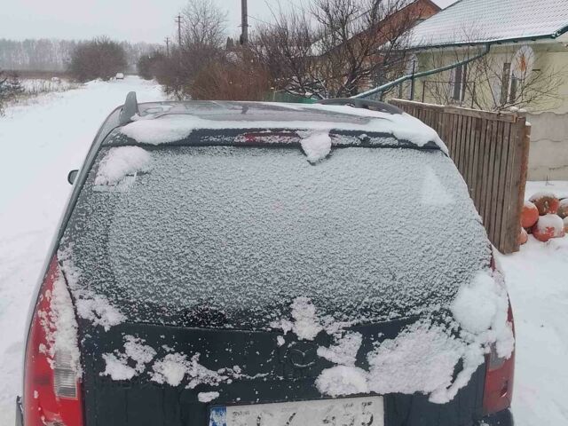 Чорний Мазда Премасі, об'ємом двигуна 2 л та пробігом 100 тис. км за 901 $, фото 1 на Automoto.ua