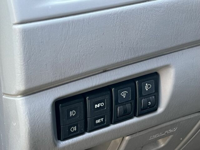 Мазда Премаси 2005 в Днепре (Днепропетровске) на Automoto.ua Черный Мазда Премаси, объемом двигателя 2 л и пробегом 189 тыс. км за 3750 $, фото 8 на Automoto.ua