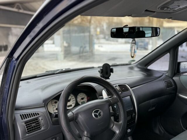 Черный Мазда Премаси, объемом двигателя 2 л и пробегом 240 тыс. км за 1500 $, фото 10 на Automoto.ua