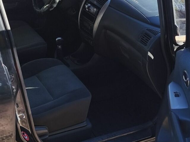 Черный Мазда Премаси, объемом двигателя 0 л и пробегом 200 тыс. км за 2500 $, фото 1 на Automoto.ua