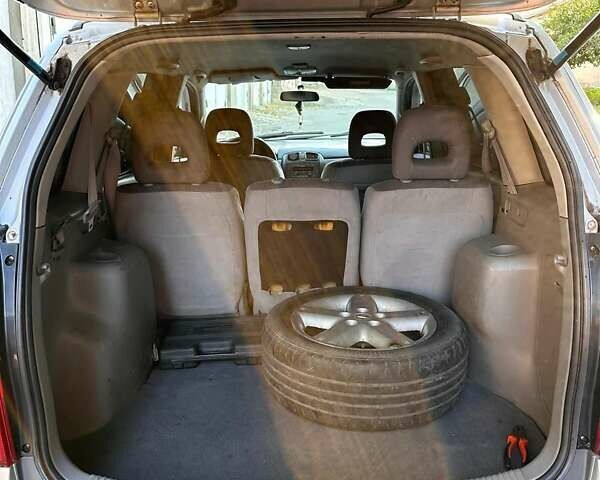 Мазда Премаси 2001 в Стрые на Automoto.ua Мазда Премаси, объемом двигателя 2 л и пробегом 309 тыс. км за 1800 $, фото 9 на Automoto.ua