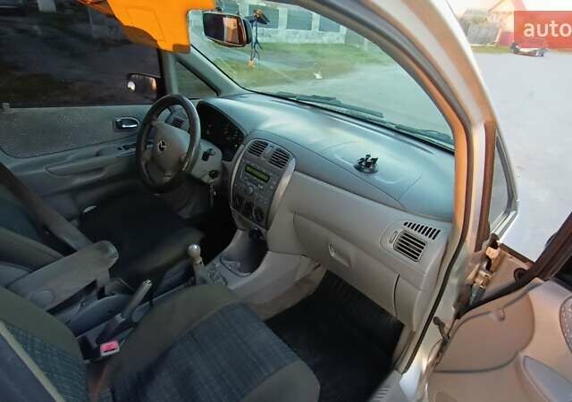 Серый Мазда Премаси, объемом двигателя 1.84 л и пробегом 200 тыс. км за 2700 $, фото 25 на Automoto.ua