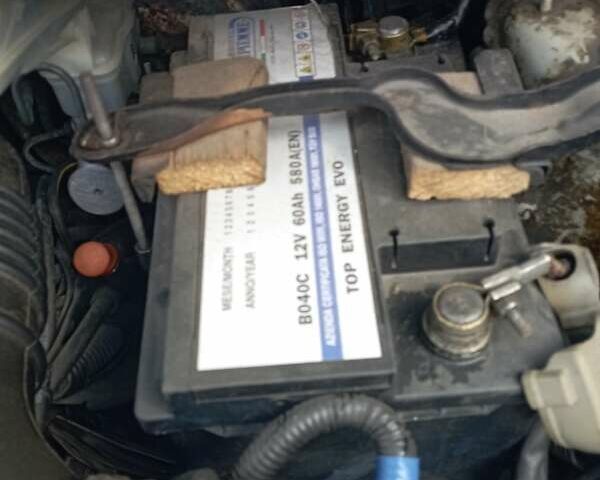 Серый Мазда Премаси, объемом двигателя 2 л и пробегом 200 тыс. км за 3100 $, фото 10 на Automoto.ua