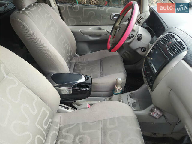 Серый Мазда Премаси, объемом двигателя 2 л и пробегом 295 тыс. км за 3000 $, фото 2 на Automoto.ua