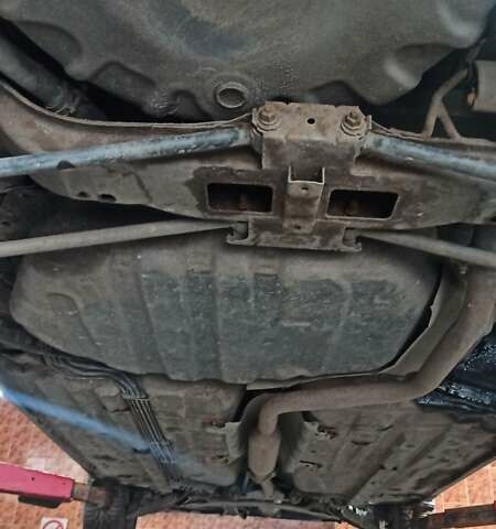 Сірий Мазда Премасі, об'ємом двигуна 1.8 л та пробігом 345 тис. км за 3080 $, фото 12 на Automoto.ua