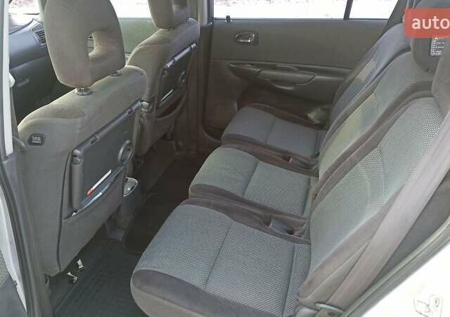 Сірий Мазда Премасі, об'ємом двигуна 1.8 л та пробігом 345 тис. км за 3080 $, фото 5 на Automoto.ua