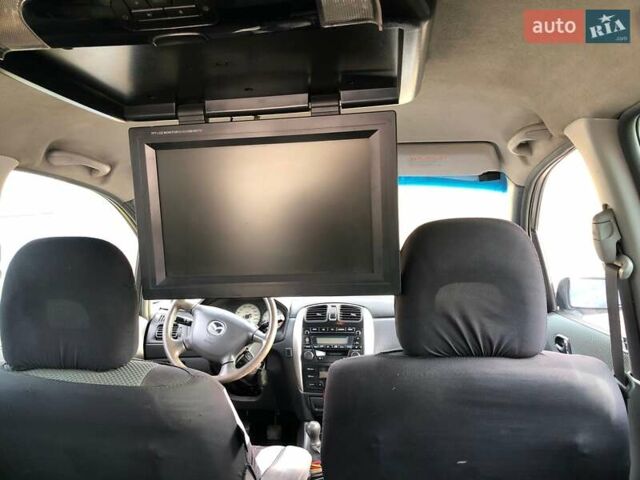 Серый Мазда Премаси, объемом двигателя 2 л и пробегом 200 тыс. км за 4000 $, фото 6 на Automoto.ua