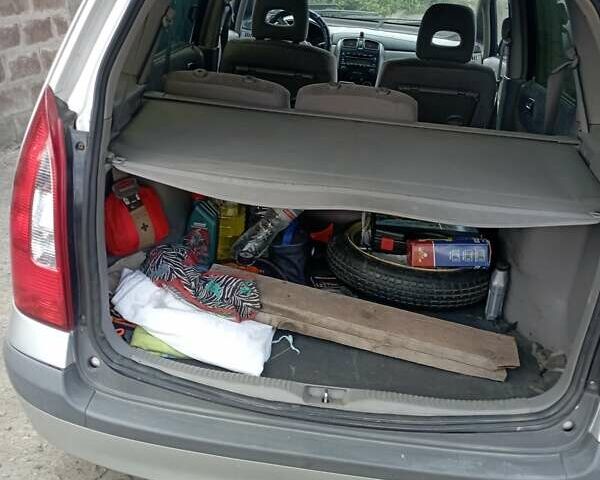 Серый Мазда Премаси, объемом двигателя 2 л и пробегом 200 тыс. км за 3100 $, фото 6 на Automoto.ua