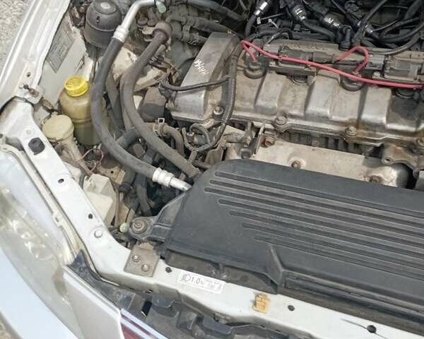 Серый Мазда Премаси, объемом двигателя 2 л и пробегом 200 тыс. км за 3100 $, фото 7 на Automoto.ua