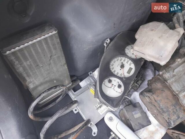 Серый Мазда Премаси, объемом двигателя 2 л и пробегом 270 тыс. км за 3200 $, фото 8 на Automoto.ua