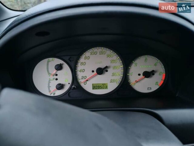 Сірий Мазда Премасі, об'ємом двигуна 2 л та пробігом 309 тис. км за 4200 $, фото 13 на Automoto.ua