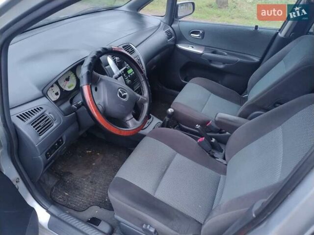 Сірий Мазда Премасі, об'ємом двигуна 2 л та пробігом 309 тис. км за 4200 $, фото 15 на Automoto.ua