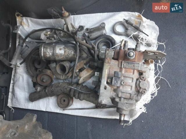 Серый Мазда Премаси, объемом двигателя 2 л и пробегом 270 тыс. км за 3200 $, фото 6 на Automoto.ua