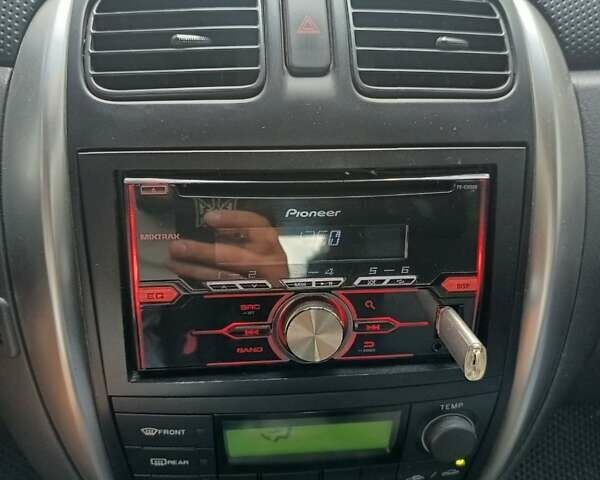 Сірий Мазда Премасі, об'ємом двигуна 1.99 л та пробігом 152 тис. км за 4950 $, фото 24 на Automoto.ua