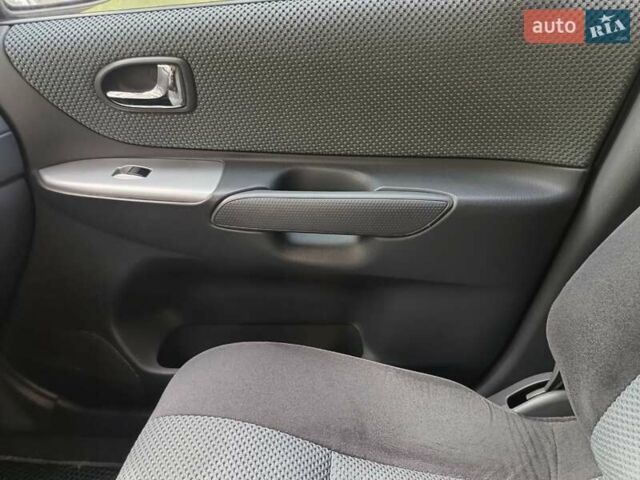 Сірий Мазда Премасі, об'ємом двигуна 1.99 л та пробігом 152 тис. км за 4950 $, фото 19 на Automoto.ua