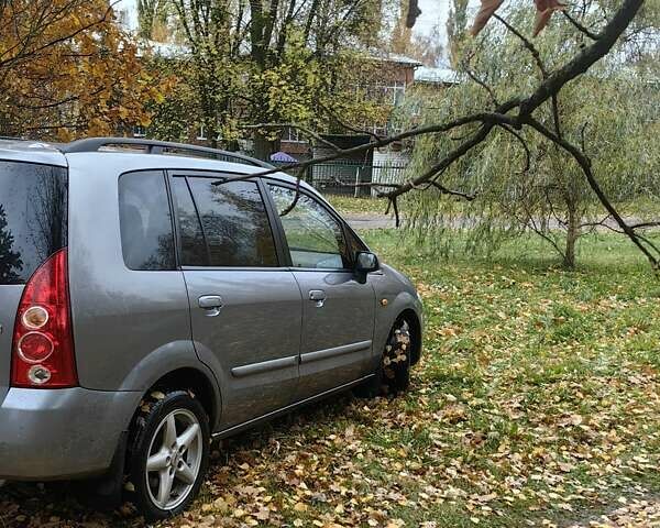 Серый Мазда Премаси, объемом двигателя 1.84 л и пробегом 137 тыс. км за 4350 $, фото 6 на Automoto.ua