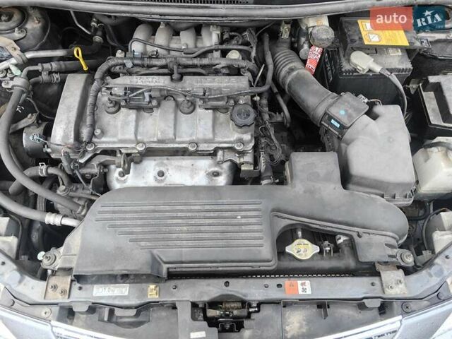 Серый Мазда Премаси, объемом двигателя 1.84 л и пробегом 137 тыс. км за 4350 $, фото 9 на Automoto.ua