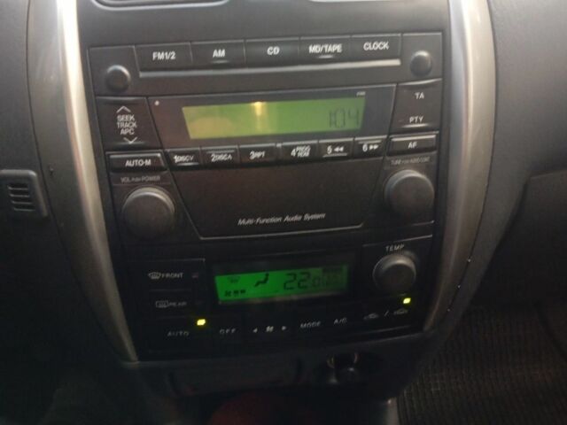 Серый Мазда Премаси, объемом двигателя 1.8 л и пробегом 120 тыс. км за 2000 $, фото 6 на Automoto.ua