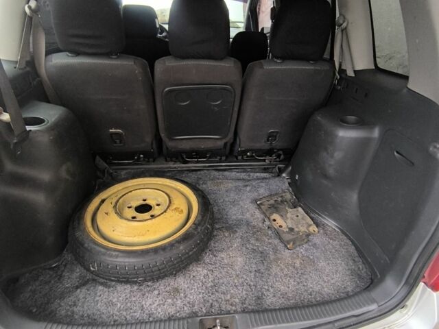 Серый Мазда Премаси, объемом двигателя 1.8 л и пробегом 397 тыс. км за 2200 $, фото 6 на Automoto.ua