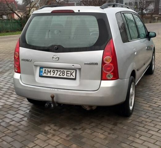 Серый Мазда Премаси, объемом двигателя 2 л и пробегом 324 тыс. км за 3500 $, фото 3 на Automoto.ua