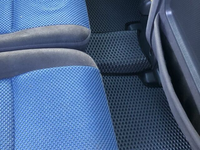 Сірий Мазда Премасі, об'ємом двигуна 2 л та пробігом 290 тис. км за 3800 $, фото 9 на Automoto.ua