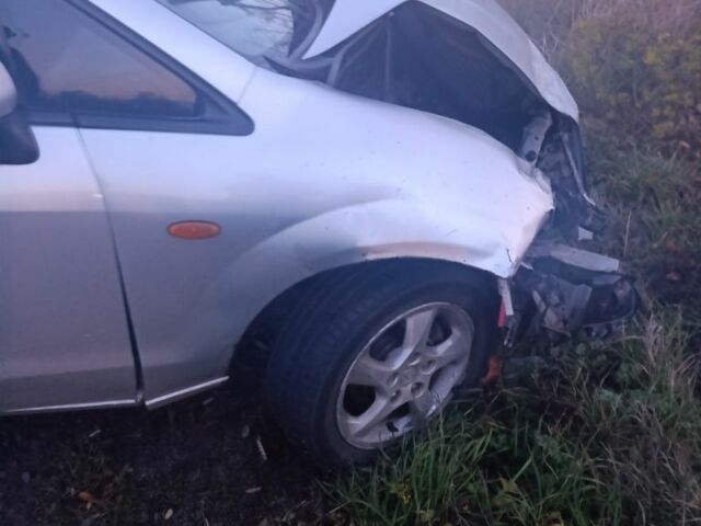 Серый Мазда Премаси, объемом двигателя 1.8 л и пробегом 234 тыс. км за 1800 $, фото 1 на Automoto.ua